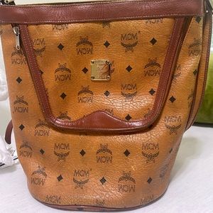 Vintage MCM Monogram Large Leather Crossbody Bag 💯 Authentic München